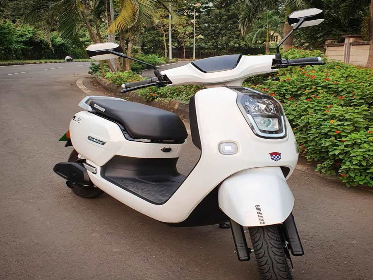 About the price and features of Okinawa Light Electric Scooter