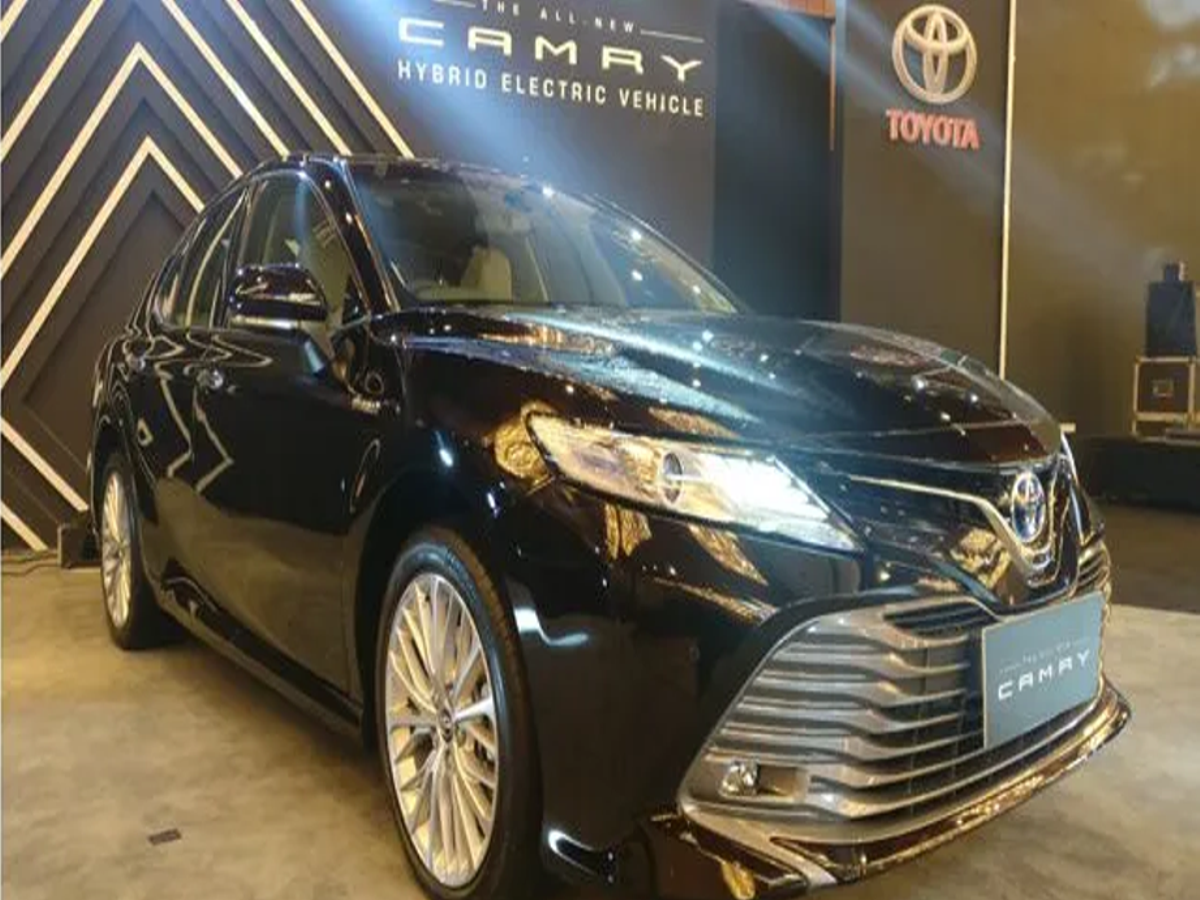 Toyota Camry Electric Variant Price