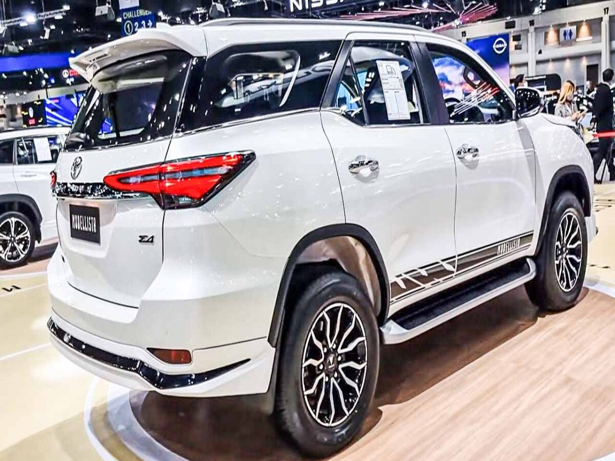 Now you can buy Toyota Fortuner car at low price