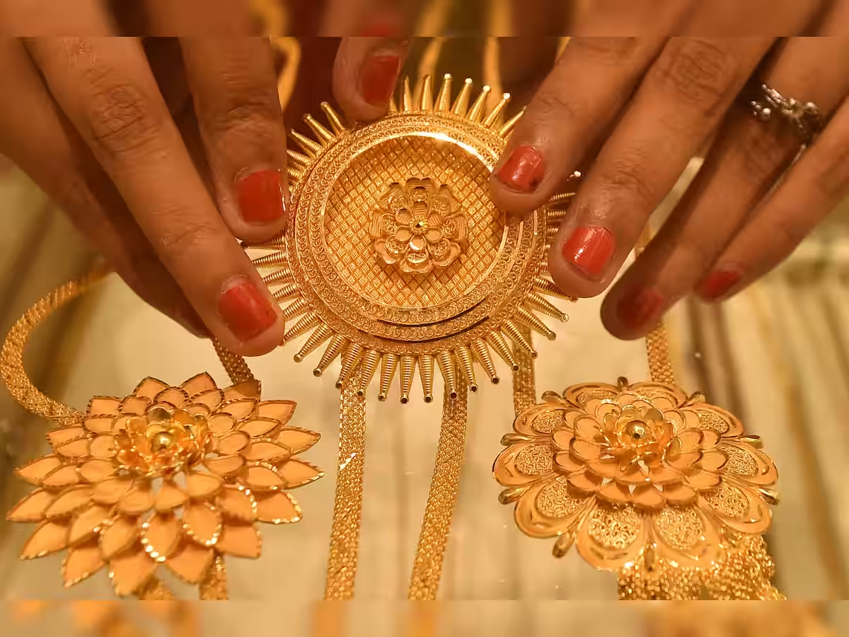 Gold prices rise on the special day of Varamahalakshmi