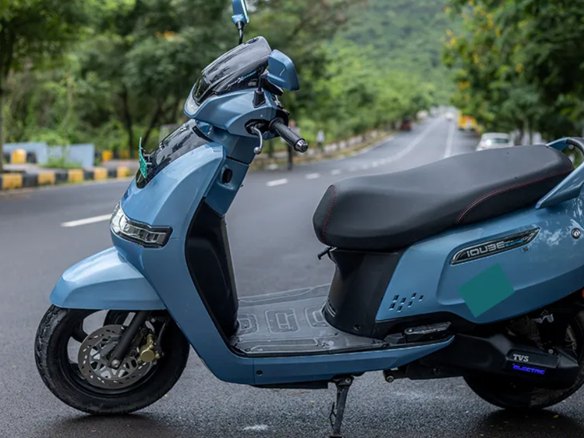 tvs electric scooter price amd feature