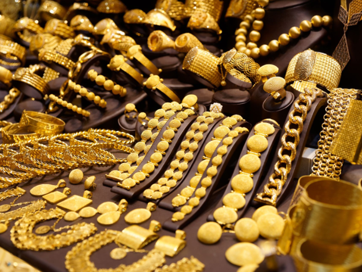 latest updates of gold price 