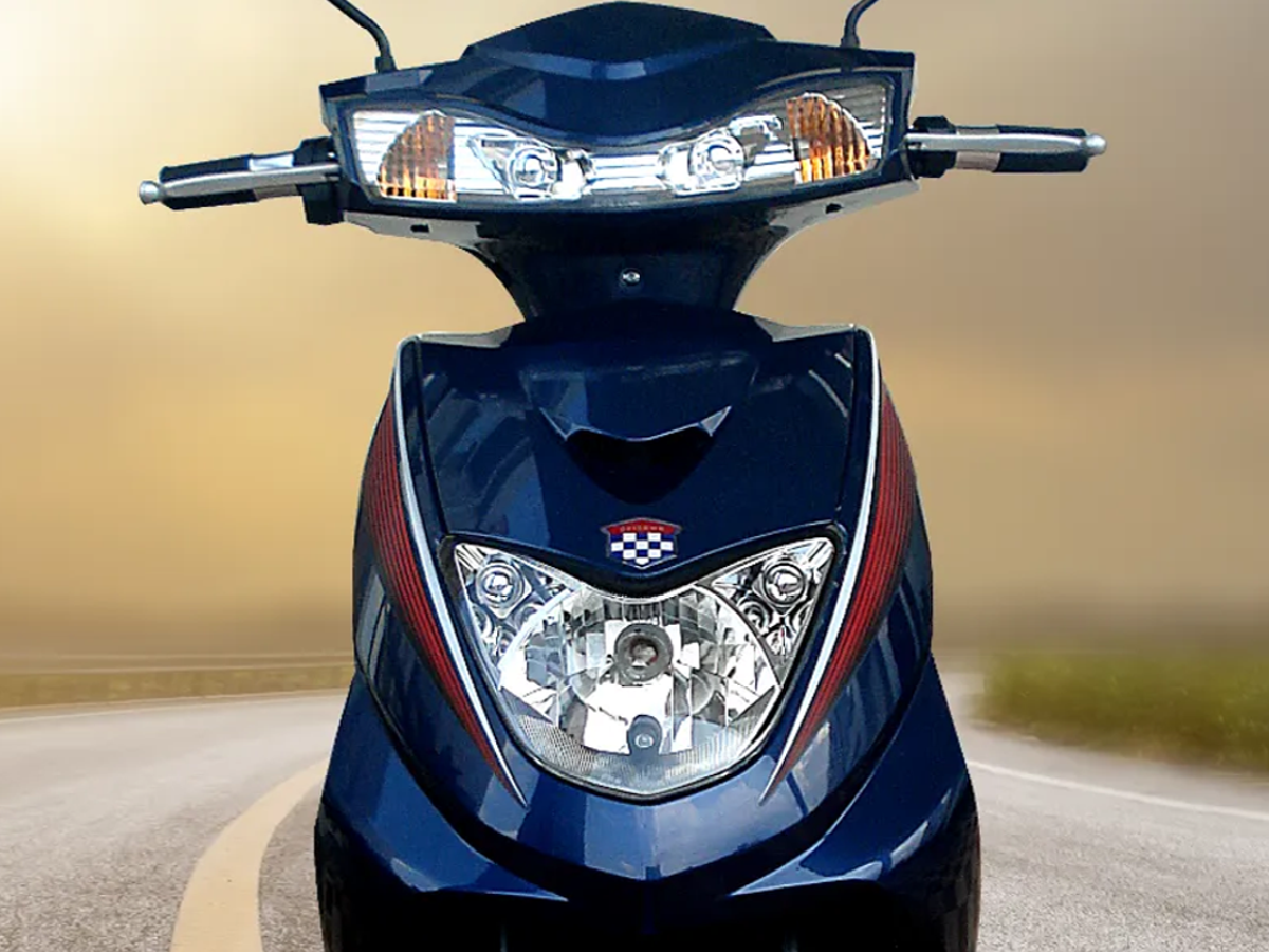 Okinawa Ridge Plus budget-friendly electric scooter with removable battery.