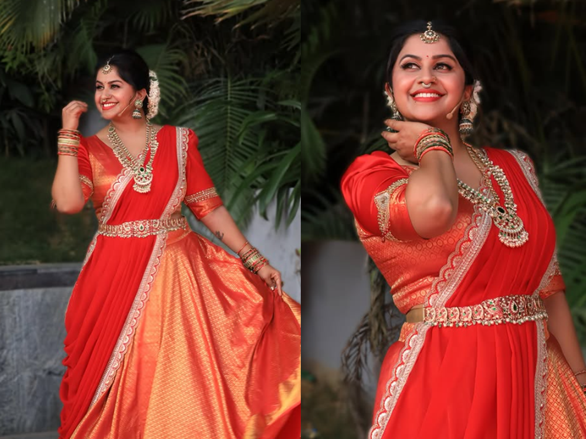 Anushree with fans celebrating her marriage news in Bengaluru