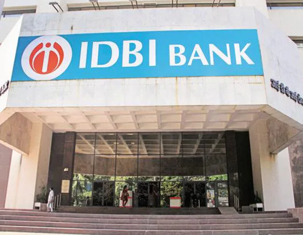 "Challenges of IDBI Bank privatization, rural banking concerns"