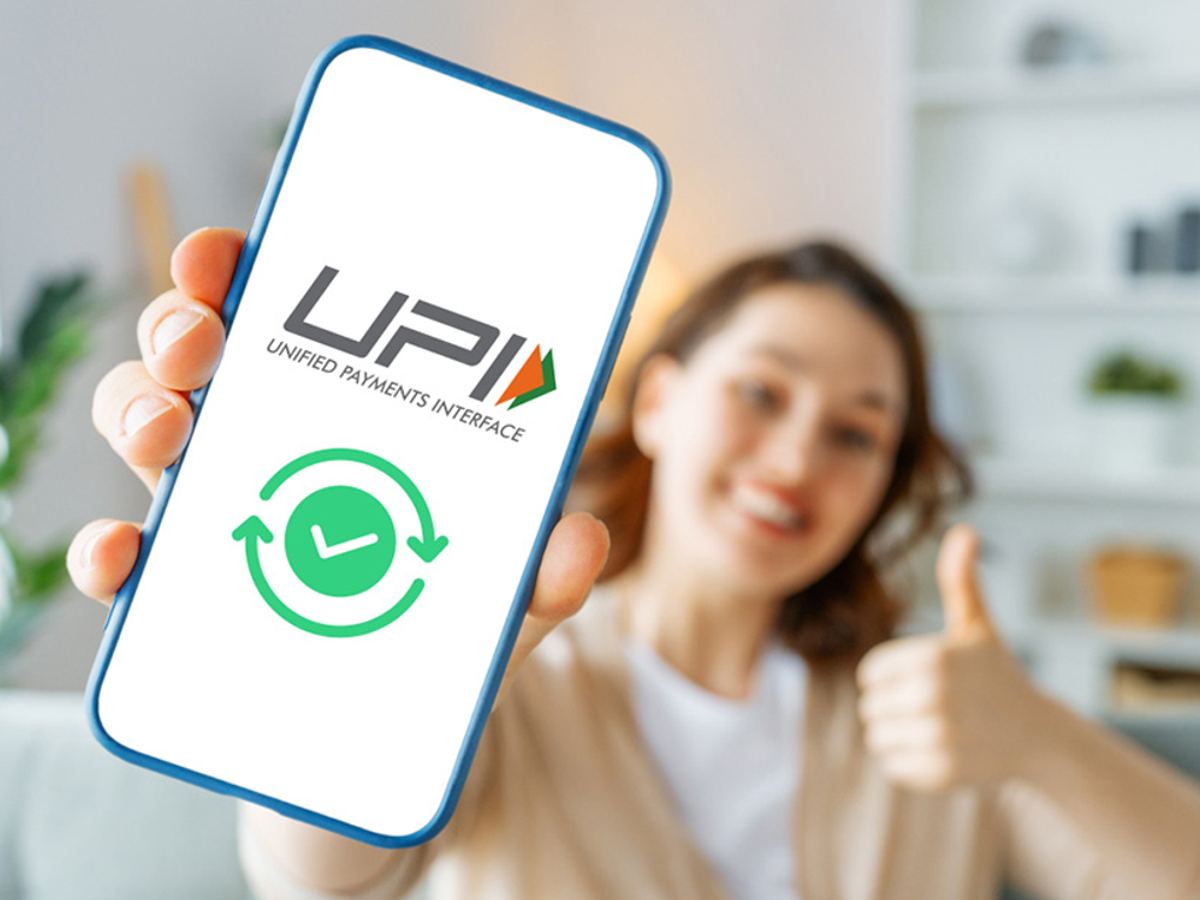 Infographic showing taxable UPI business transactions and gift tax rules