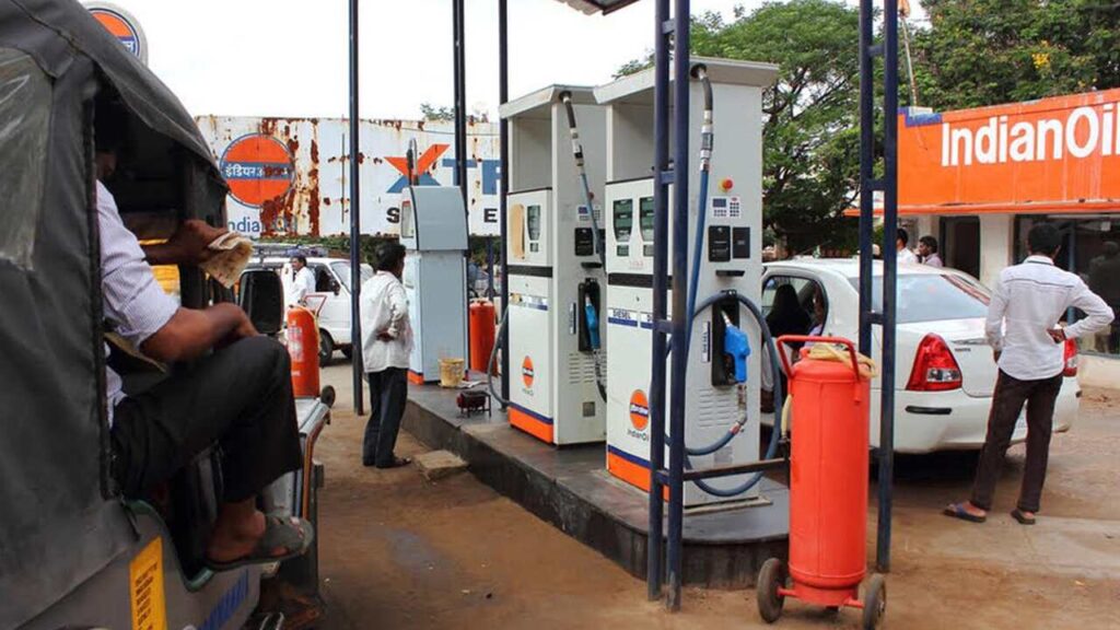 Eligibility and basic requirements for opening a petrol pump dealership in India 2025