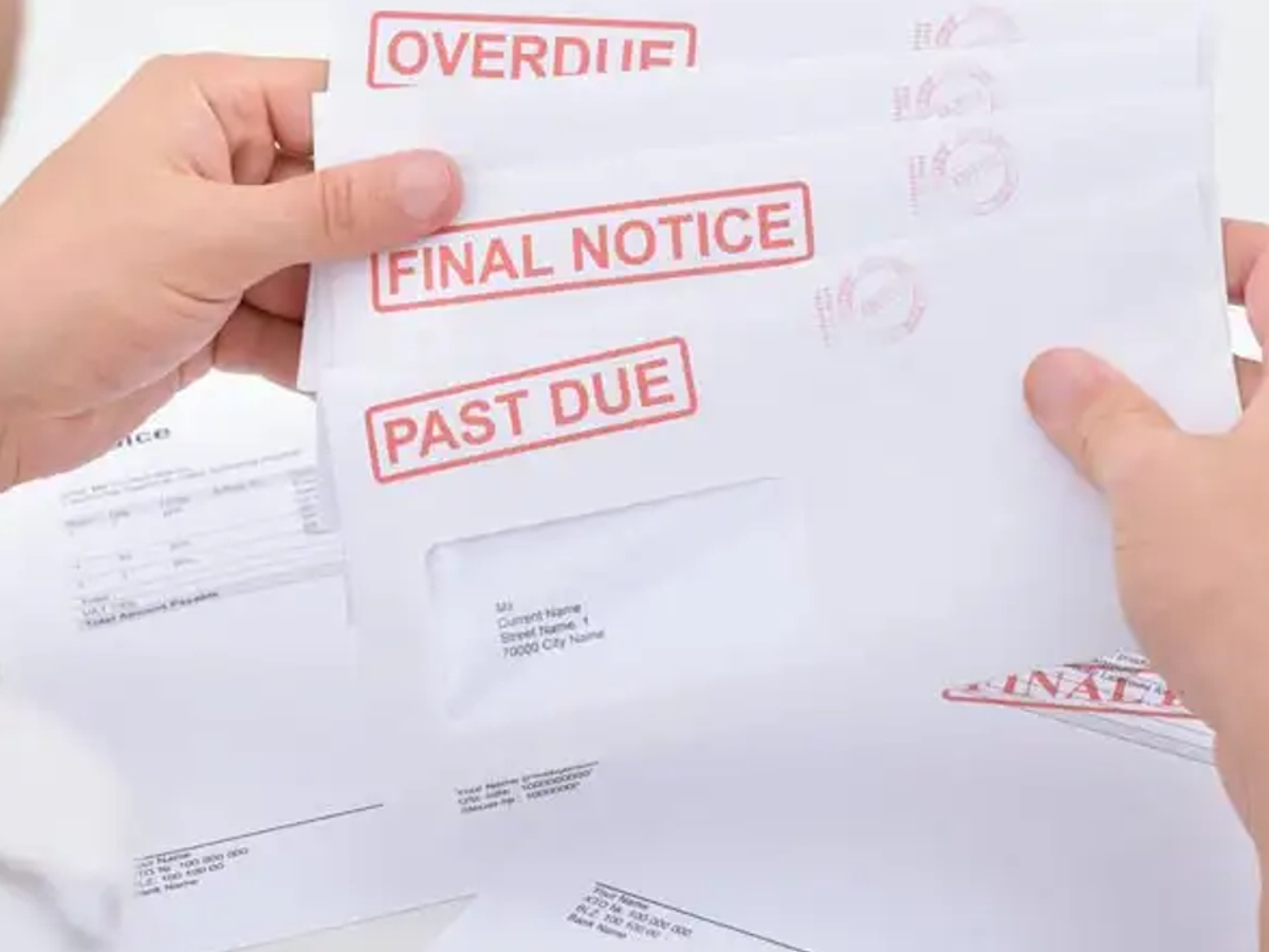 Tax consultant assisting a client in Bengaluru for income tax notice response