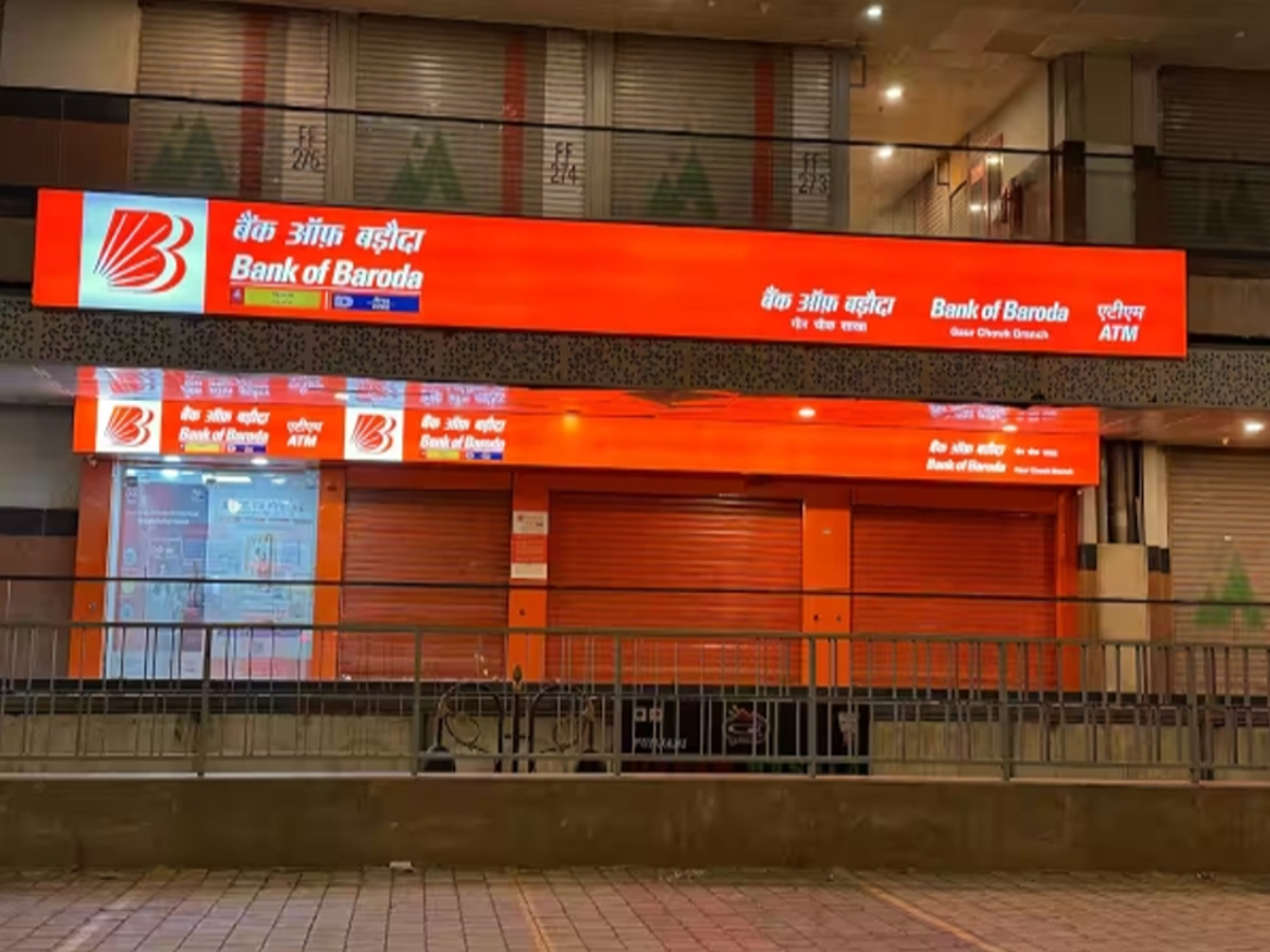 Bank of Baroda bob e Pay app interface displaying international UPI services.