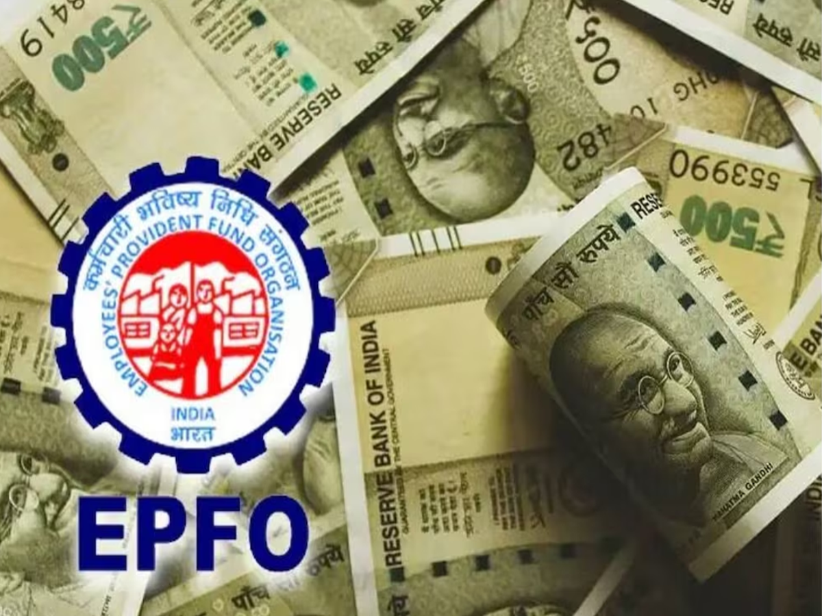 Graph showing EPF contribution and 3.5 crore corpus over 33 years.