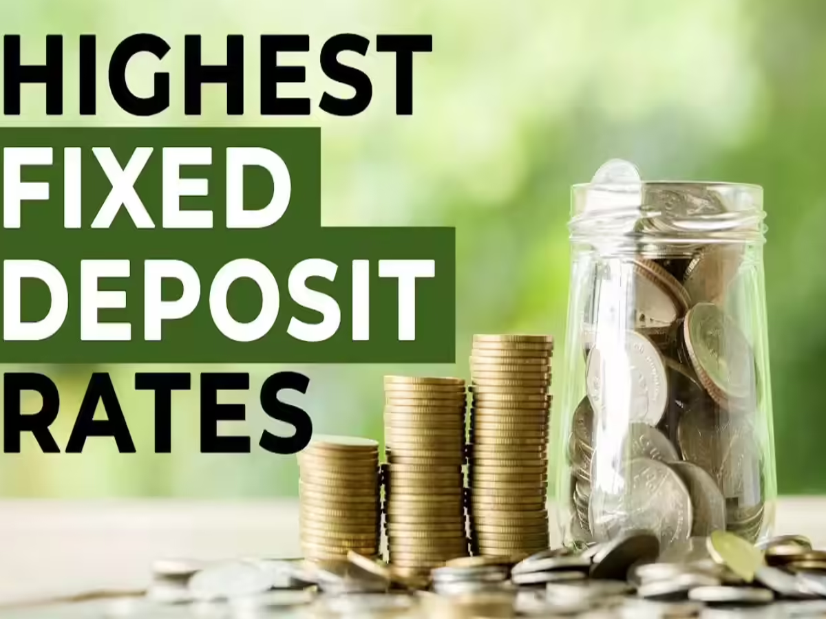 Graph showing interest rates of small finance banks for fixed deposits, highlighting top banks like Jana and Suryoday.