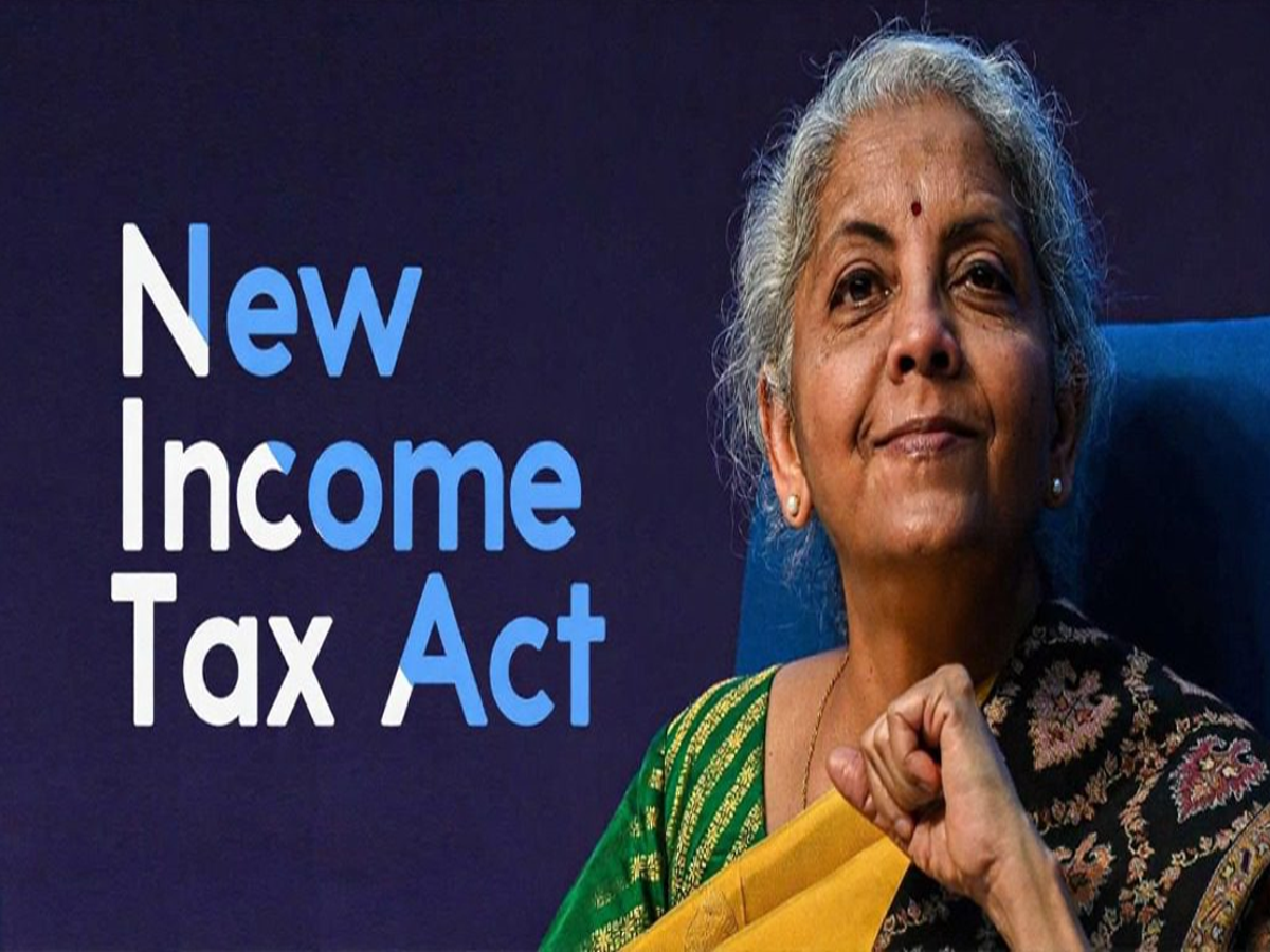 Income tax rules for cash transactions between husband and wife in India
