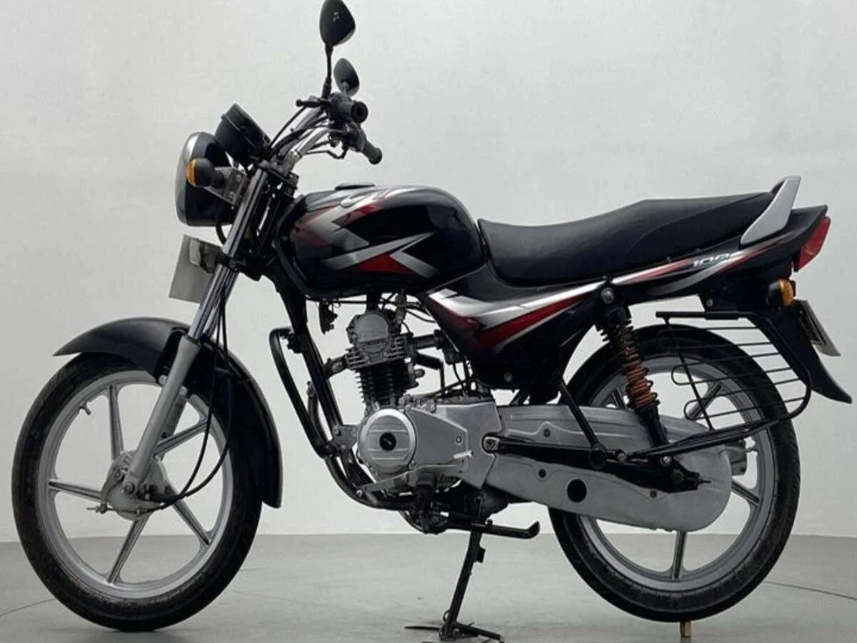Bajaj CT 100 engine and performance specs