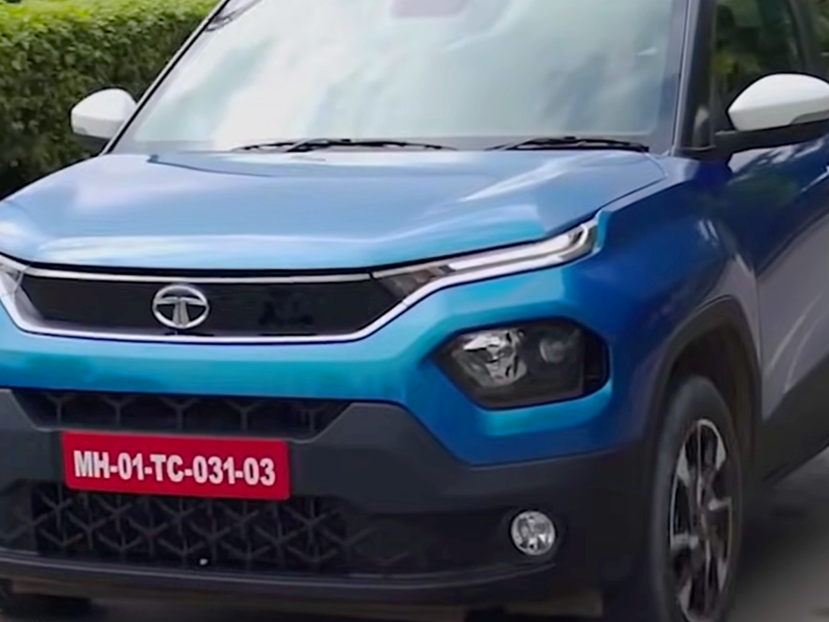 Tata Punch facelift interior with 9-inch touchscreen and safety features