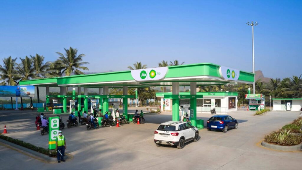 Jio-bp mobility station with fuel pumps and EV charging units in India