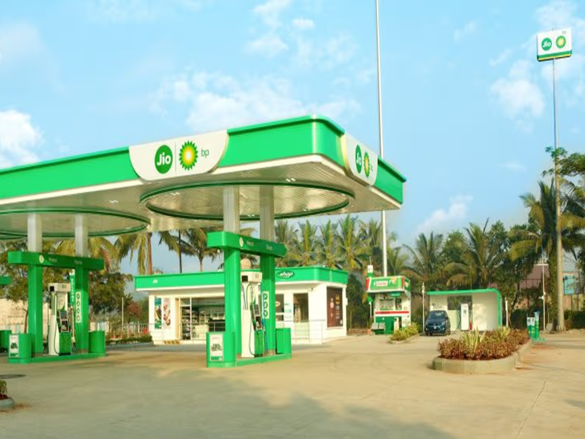 Jio-bp mobility station with fuel pumps and EV charging units in India